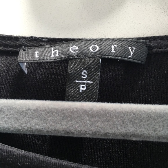 Theory Dresses 60$ for the 2 dresses - Picture 5 of 6